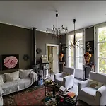 Designed Luxury Loft With Private Exclusive Garden ヴィラ *